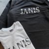 【JANIS&Co.  / ジャニスアンドカンパニー】JANISファン待望！！ロゴロングスリーブTシャツのご紹介！