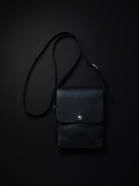Antidote Buyers Club / Leather Compact Shoulder Bag